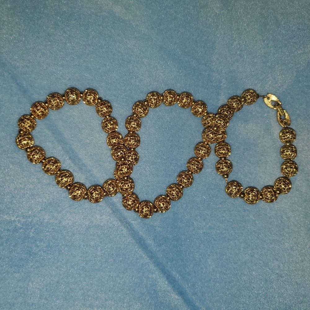 Vintage Gold Tone Textured & Polished Monet Filigree Beads Strand Necklace